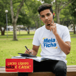jovem contador calculando o lucro liquido de uma empresa